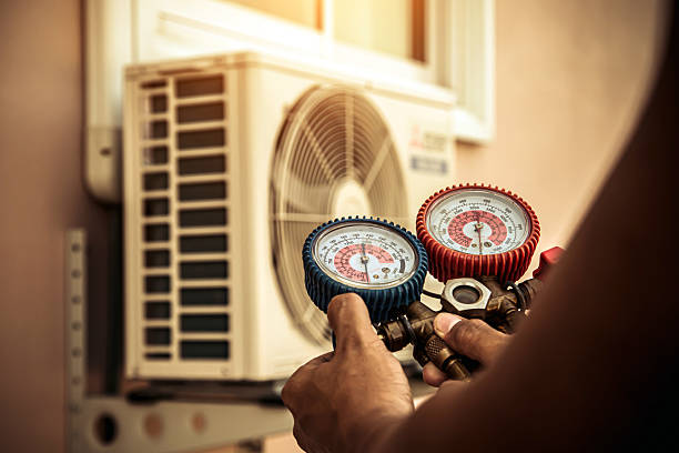Professional Ductwork Repair technician working in Quogue, NY
